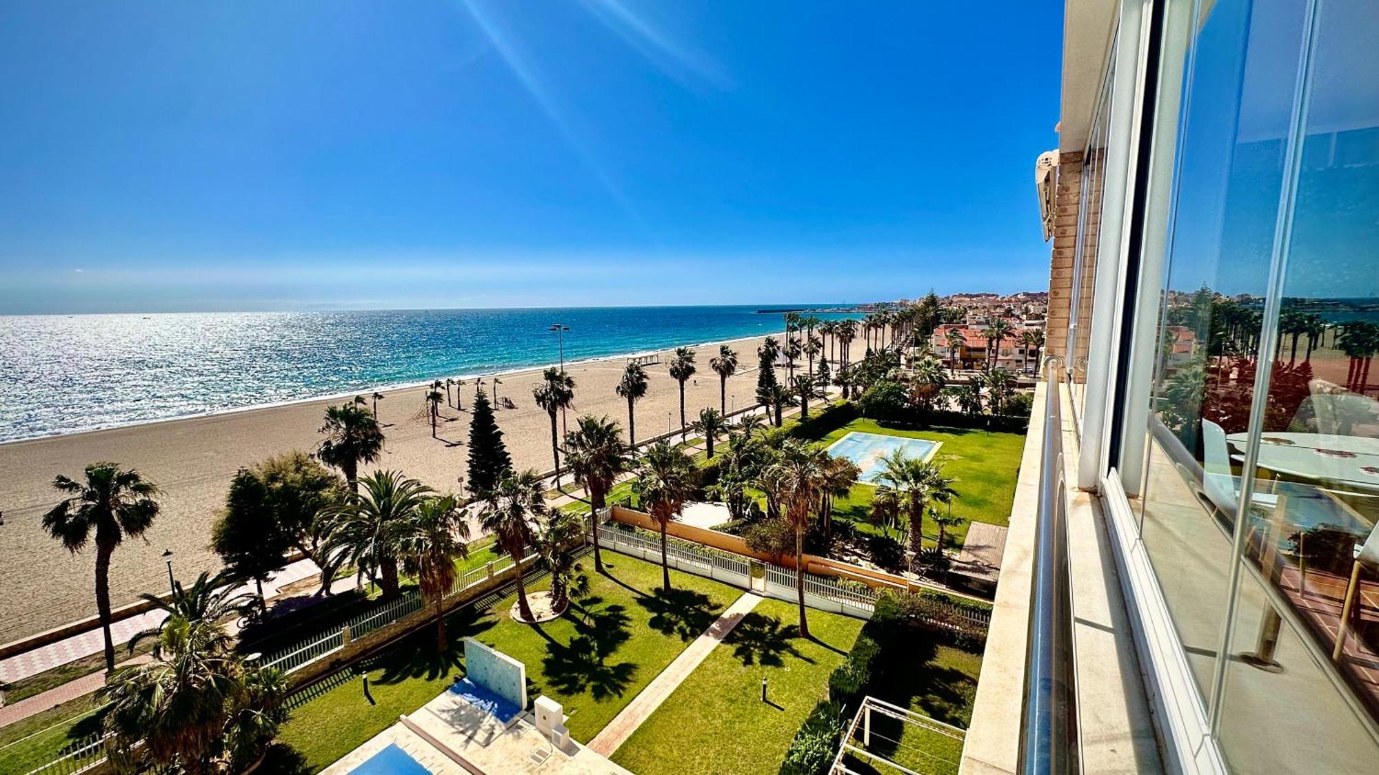 Appartement Vista Del Mar Residencial à Roquetas de Mar Extérieur photo